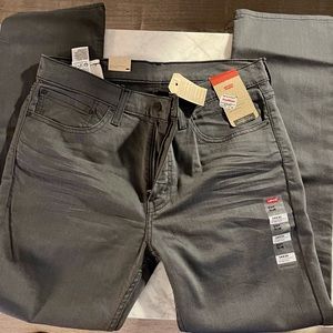 Men’s Levi 511 Skinny Fit Jeans 34x30 NWT. New with tags.